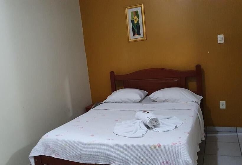 ホテル Mindú Park