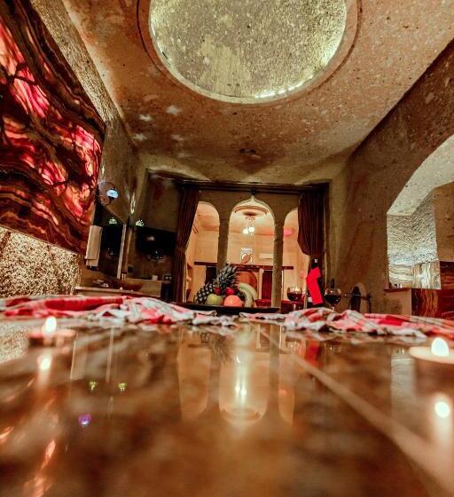 호텔 Oread Cave Suites