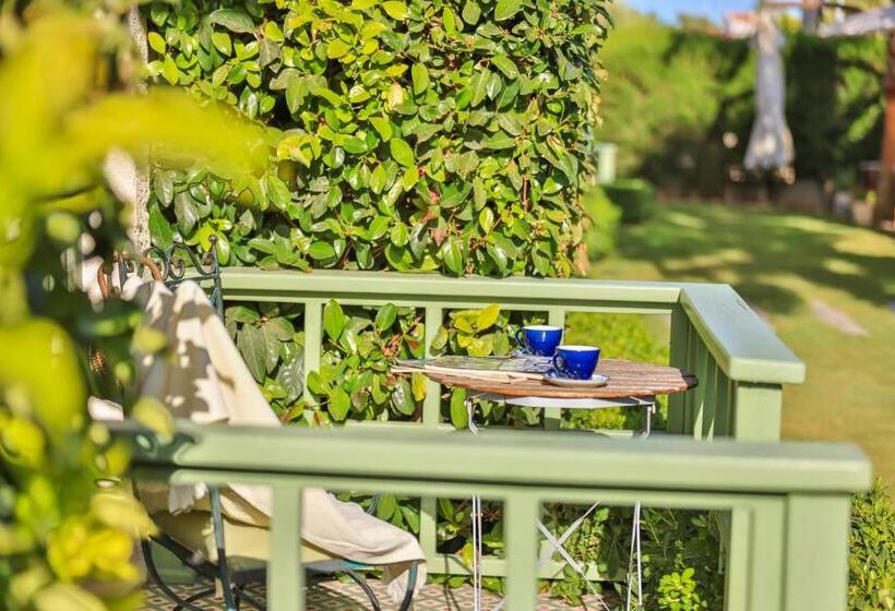 בית מלון כפרי Palas Alaçatı   Adult Only