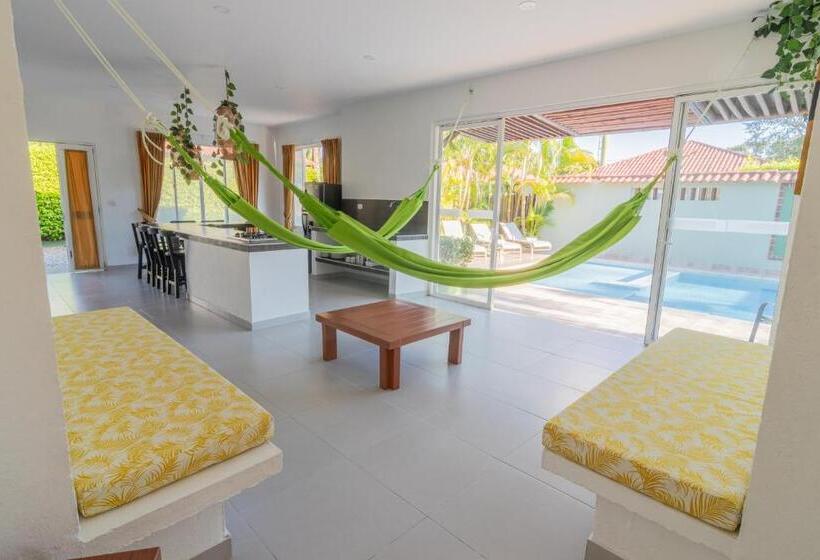 هتل Paloverde Villas Campestres