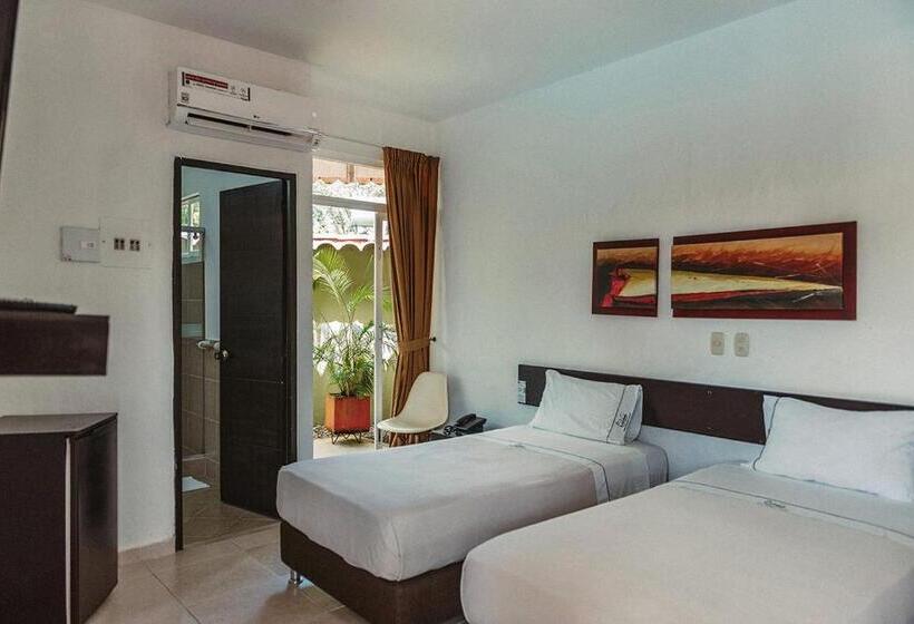 هتل Paloverde Villas Campestres