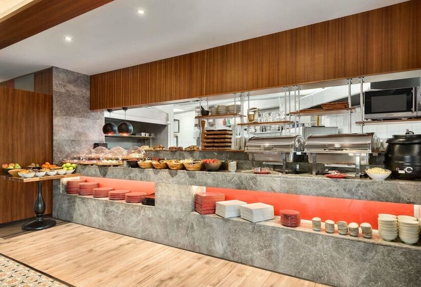 בית מלון כפרי Ramada Encore By Wyndham Eskisehir