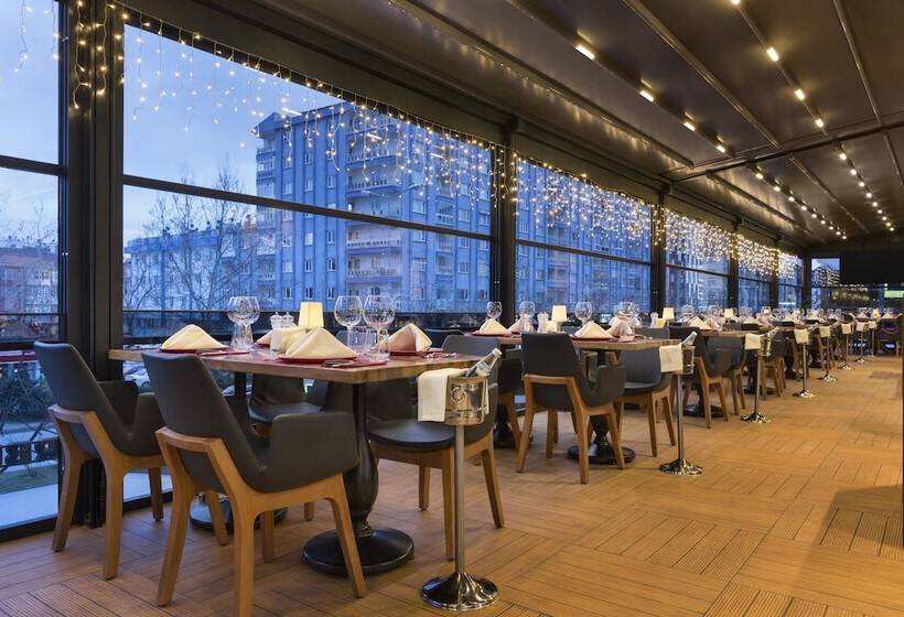 ホテル Ramada Encore By Wyndham Eskisehir