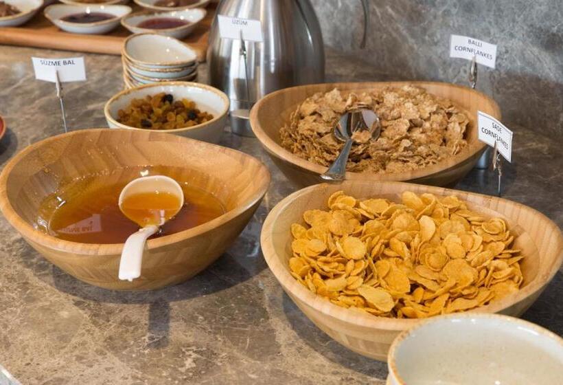 ホテル Ramada Encore By Wyndham Eskisehir