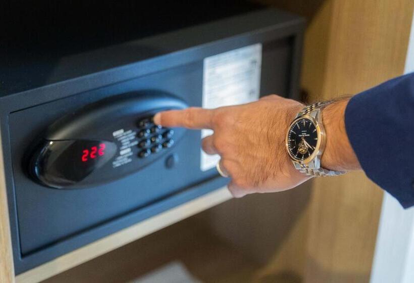 ホテル Ramada Encore By Wyndham Eskisehir