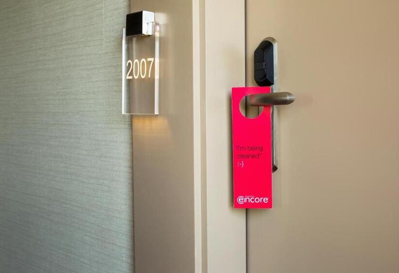 ホテル Ramada Encore By Wyndham Eskisehir