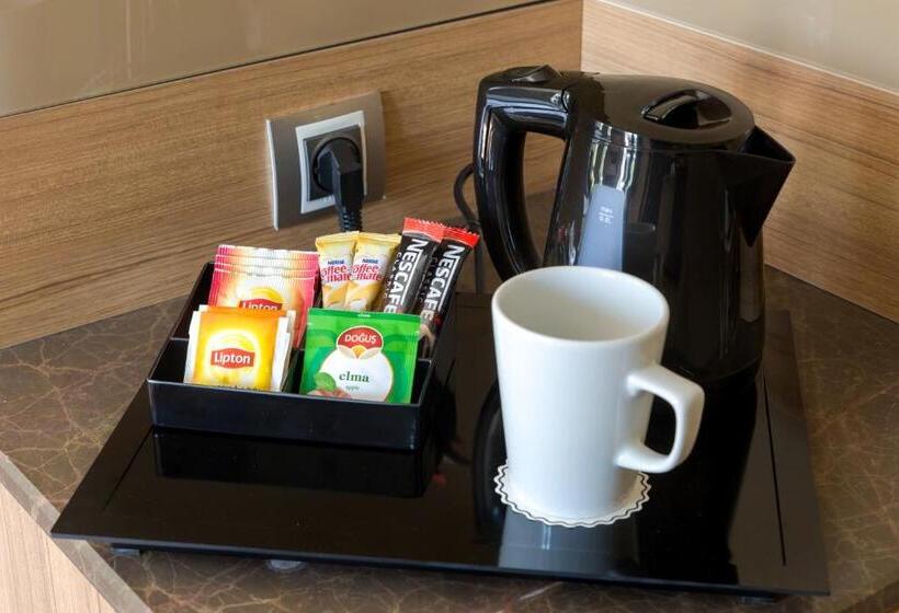 ホテル Ramada Encore By Wyndham Eskisehir