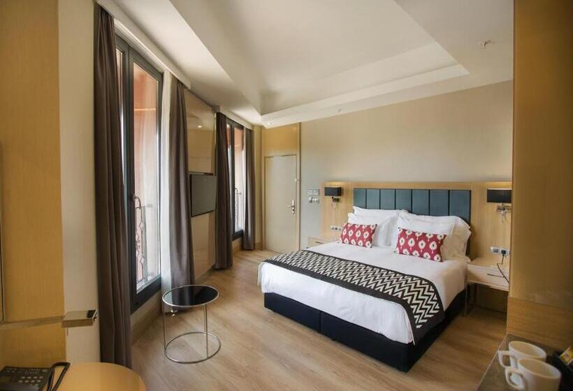 ホテル Ramada Encore By Wyndham Eskisehir