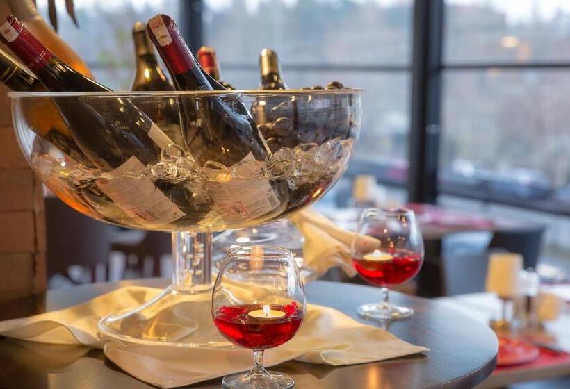 ホテル Ramada Encore By Wyndham Eskisehir