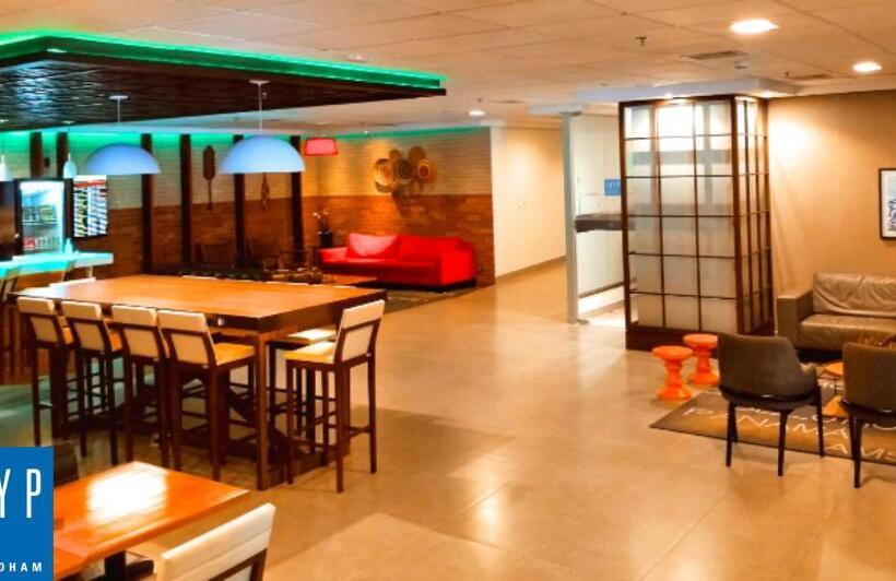 Tryp By Wyndham São Paulo Airport Hotel De Transito Terminal 3 Lado Ar área Restrita á Passagei