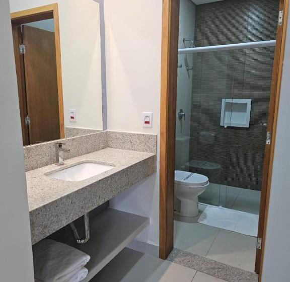 ホテル Vinhedo Plaza