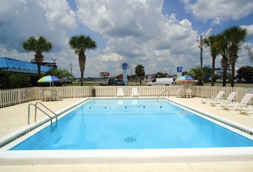 Motel 6   Pensacola West