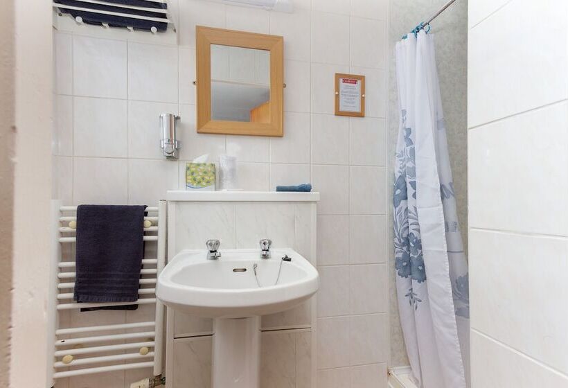 פנסיון The Chorlton