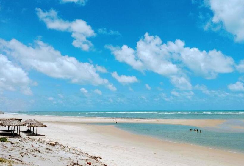 צימר Castelo Vendom Ecolodge Parajuru