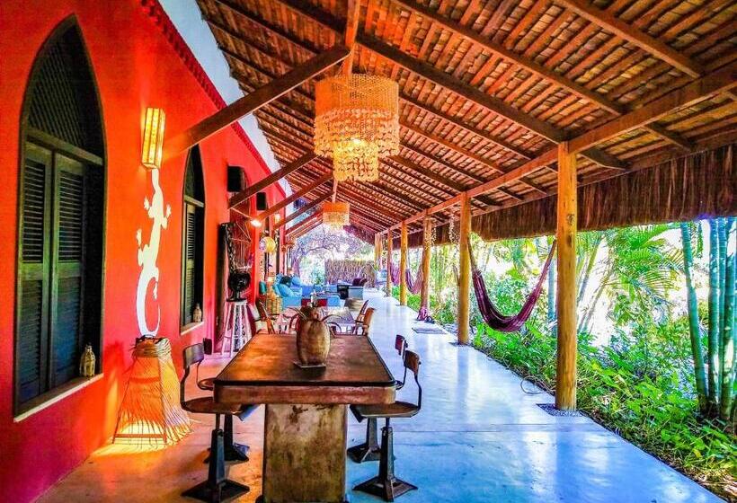 مبيت وإفطار Castelo Vendom Ecolodge Parajuru