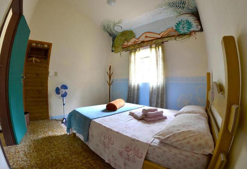 مبيت وإفطار Hostel Tiradentes