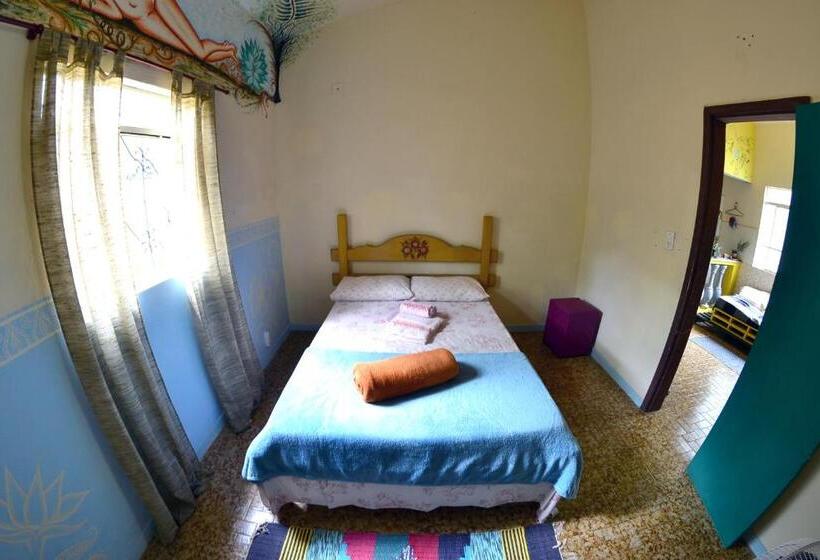 مبيت وإفطار Hostel Tiradentes