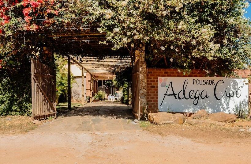 Bed and Breakfast Pousada Adega Cipó