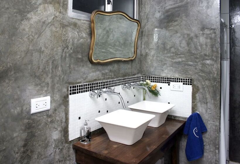 Elefante Rosa Hostel