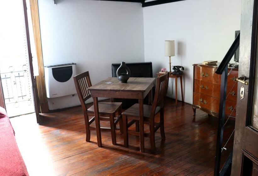 Elefante Rosa Hostel