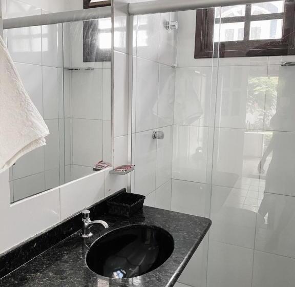 בית מלון כפרי Alma Tropical Resort