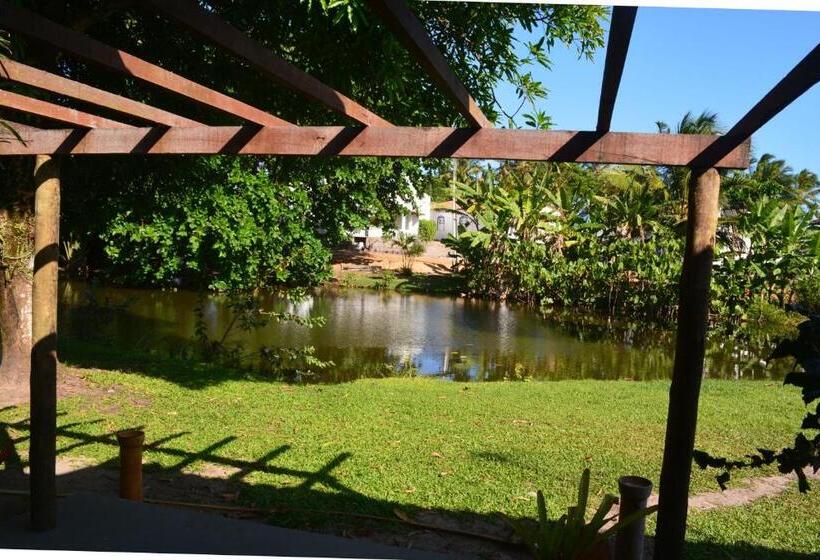 בית מלון כפרי Alma Tropical Resort