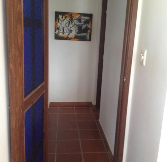 בית מלון כפרי Alma Tropical Resort