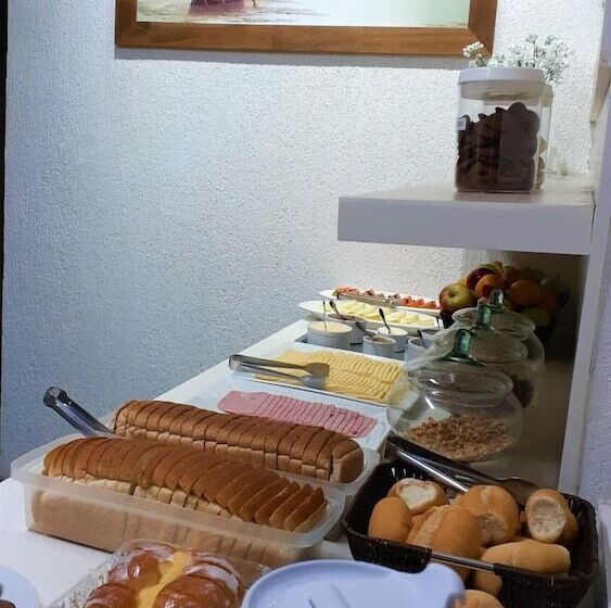 ホテル Bella Júlia