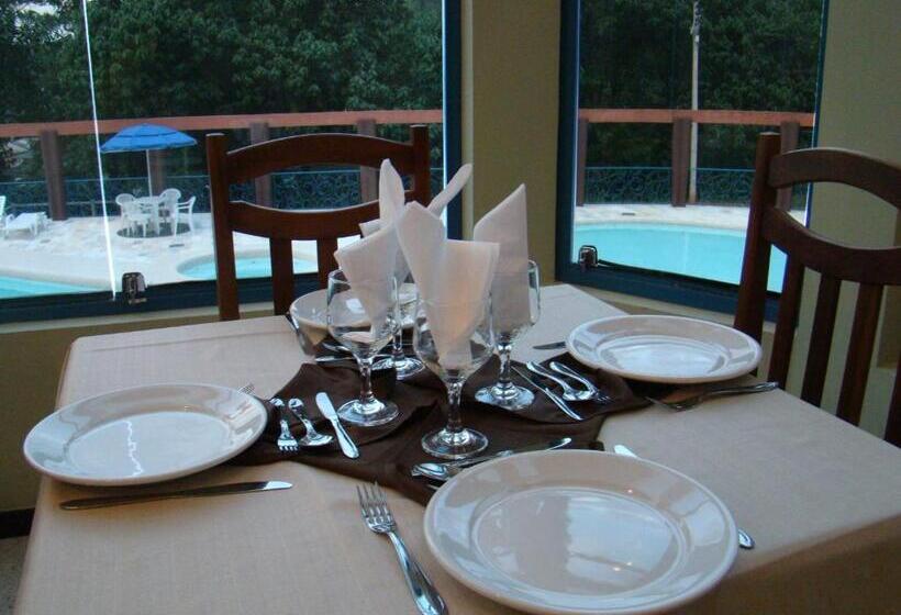 ホテル Camping Quedasdagua