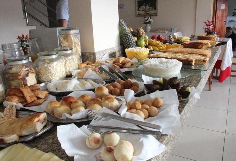 בית מלון כפרי Central