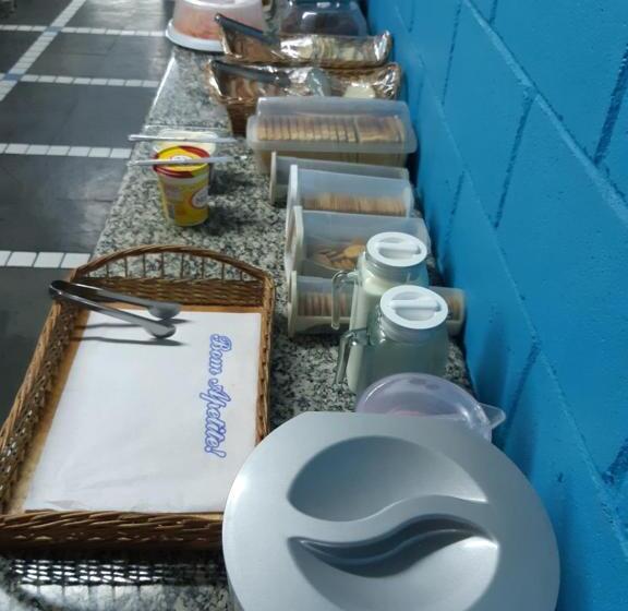 Отель Cumbipar King