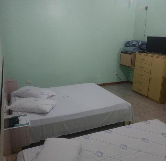 Отель Cumbipar King