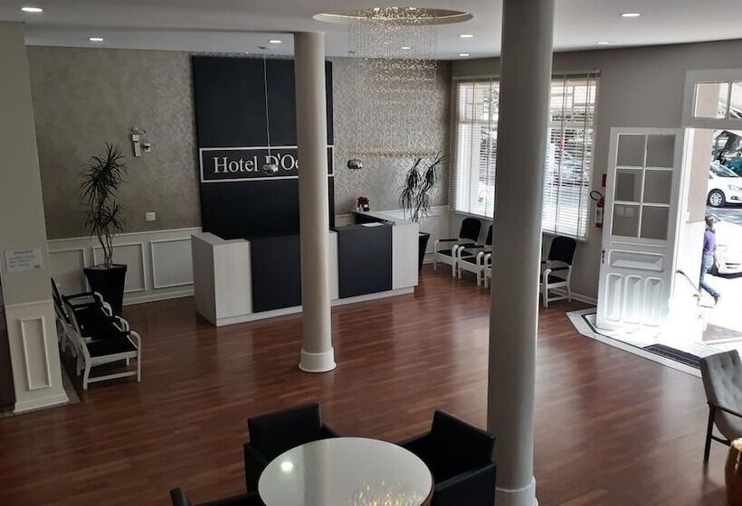 Mova Hotel D Oeste Localizado Em Frente A Praça Principal Da Cidade, Na área Central Pé Na Praça