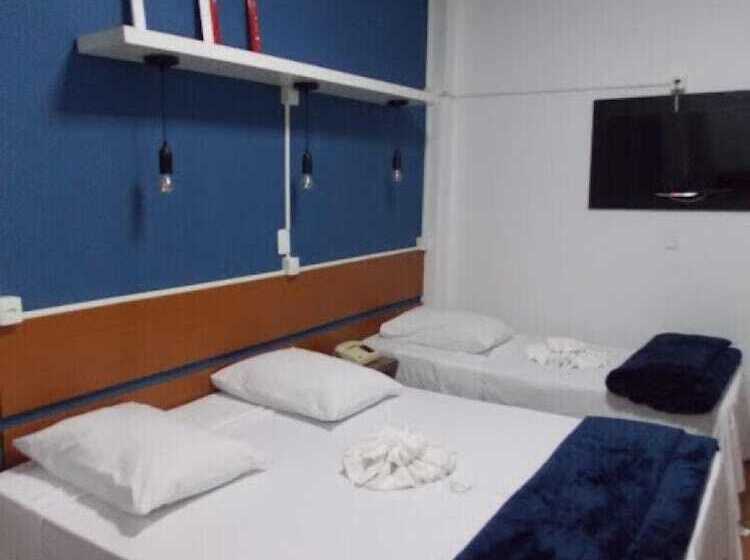 Mova Hotel D Oeste Localizado Em Frente A Praça Principal Da Cidade, Na área Central Pé Na Praça