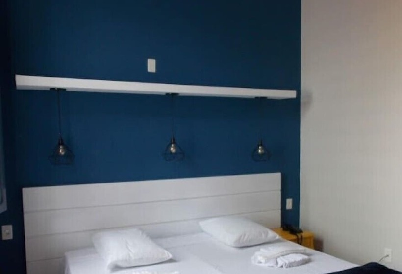 Mova Hotel D Oeste Localizado Em Frente A Praça Principal Da Cidade, Na área Central Pé Na Praça