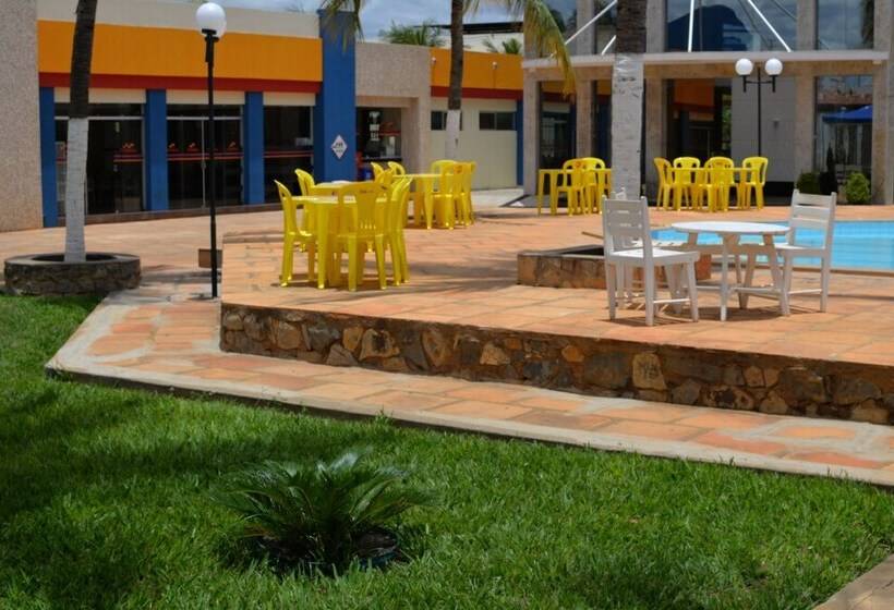 בית מלון כפרי Fiesta Baiana Clube