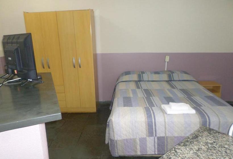 ホテル Fragata Apart