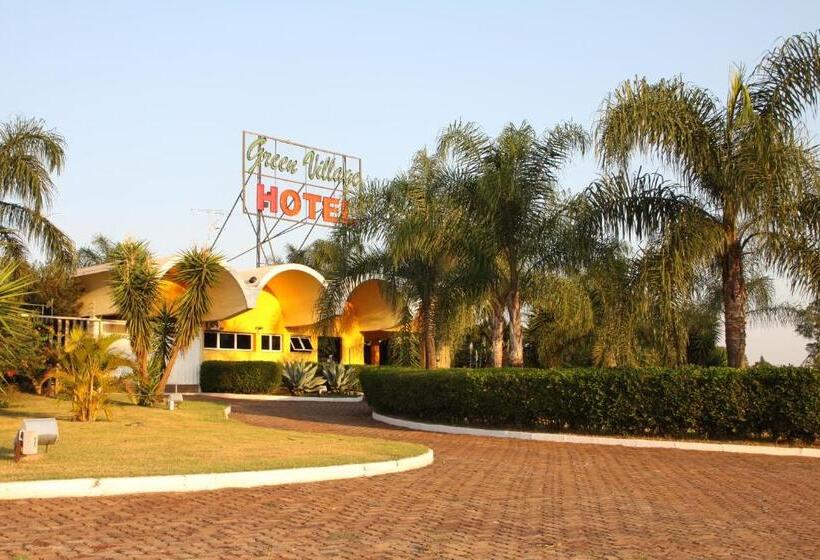 ホテル Green Village