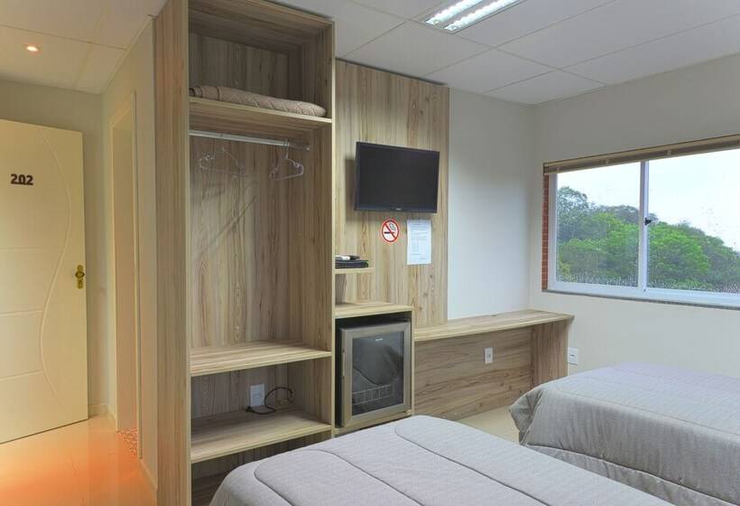 فندق Guerra Pousada Montebelo