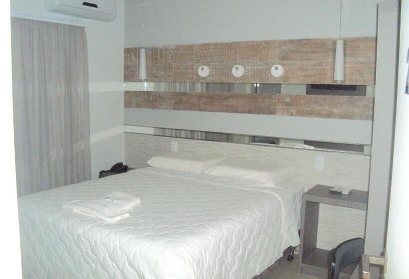 ホテル Imperatriz Premium