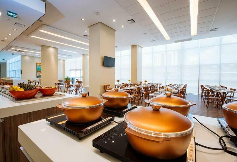 Отель Intercity Suape Costa Dourada