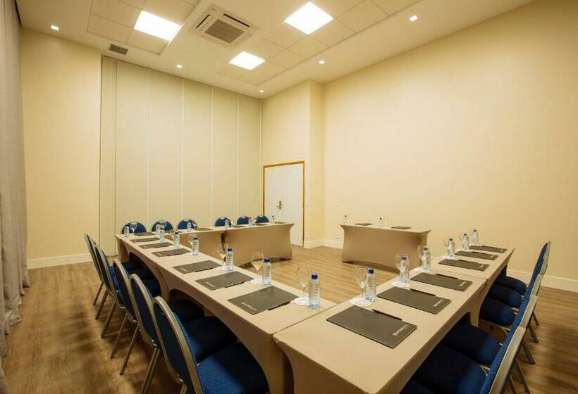 Отель Intercity Suape Costa Dourada