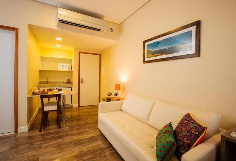 Отель Intercity Suape Costa Dourada