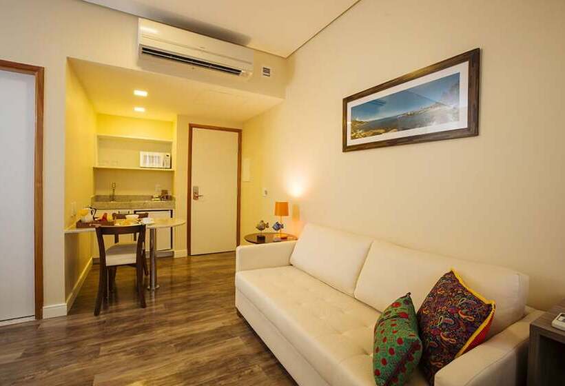 Отель Intercity Suape Costa Dourada