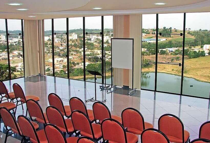 Отель Lago Dourado