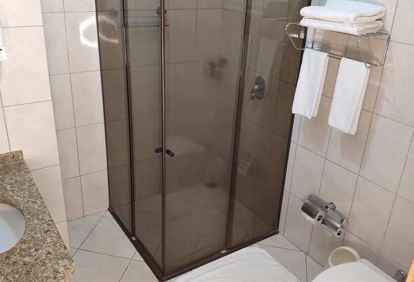 Отель Lago Dourado