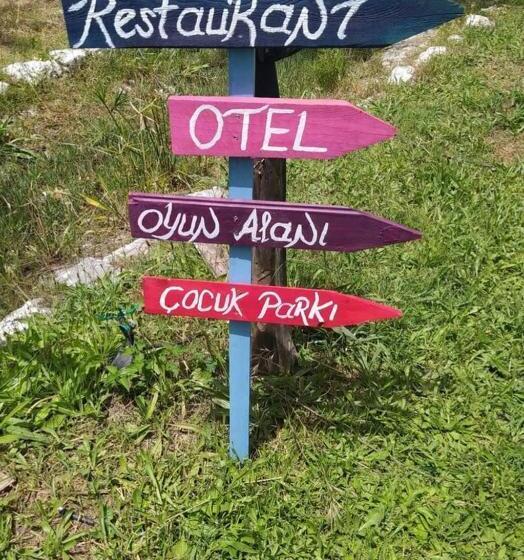 Отель Otantik Tas Ev