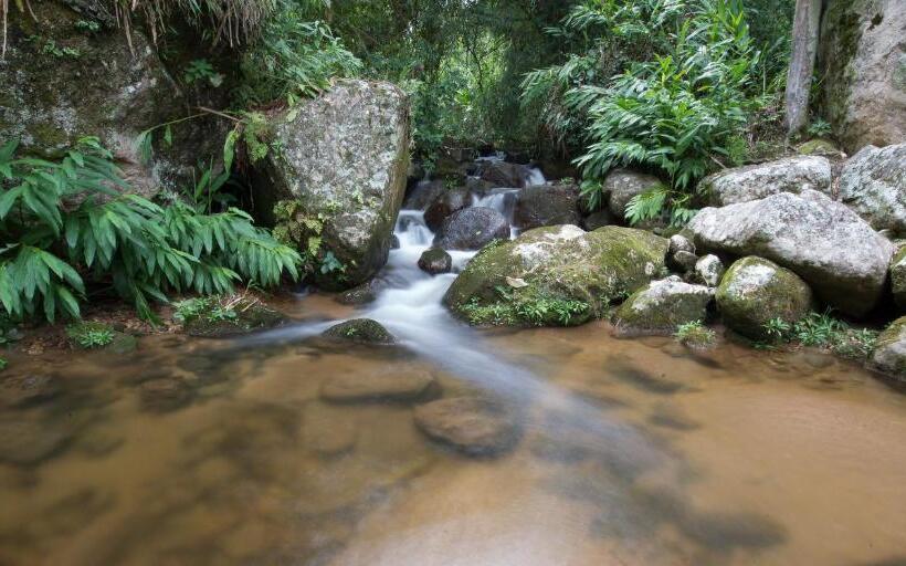 Отель Parador Lumiar