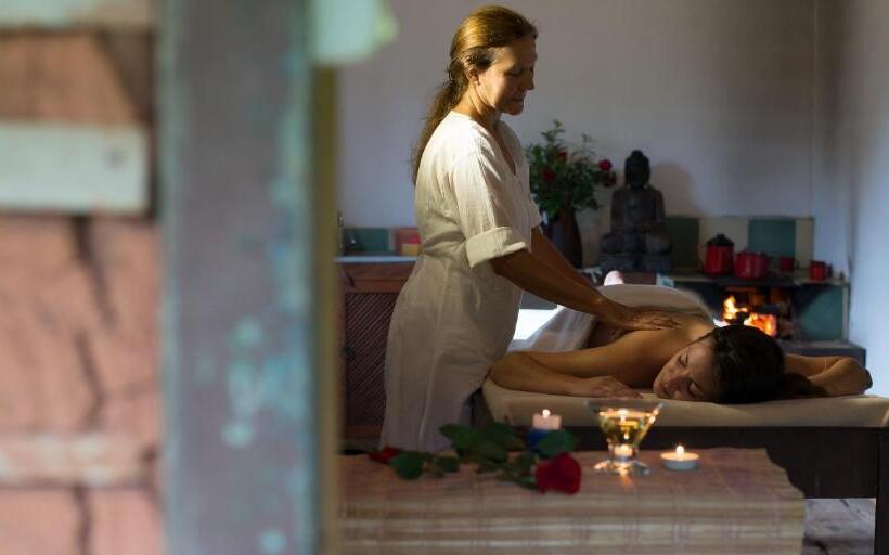 Отель Parador Lumiar