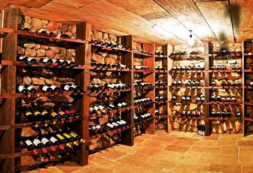 Отель Parador Lumiar